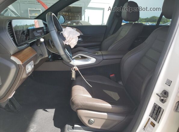 4JGFB4JB6PA891651 2023 MERCEDES-BENZ GLE Белый Вид салона спереди