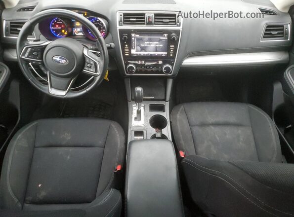 4S3BNAF61J3035366 2018 SUBARU LEGACY Серый Вид панели приборов