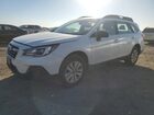 2018 Subaru Outback 2.5i Белый vin: 4S4BSAAC7J3227764