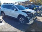 2020 Subaru Ascent Premium White vin: 4S4WMACD6L3443061