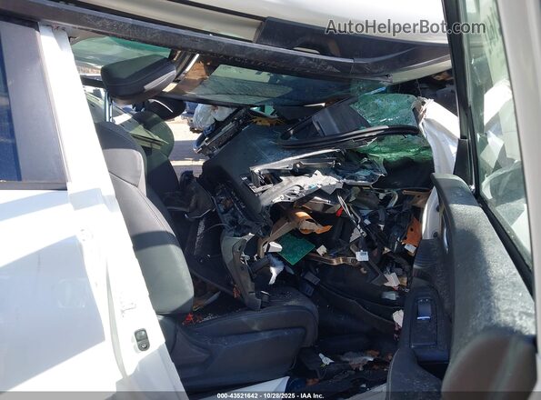 4S4WMAJD8N3450423 2022 SUBARU ASCENT Белый Вид салона спереди