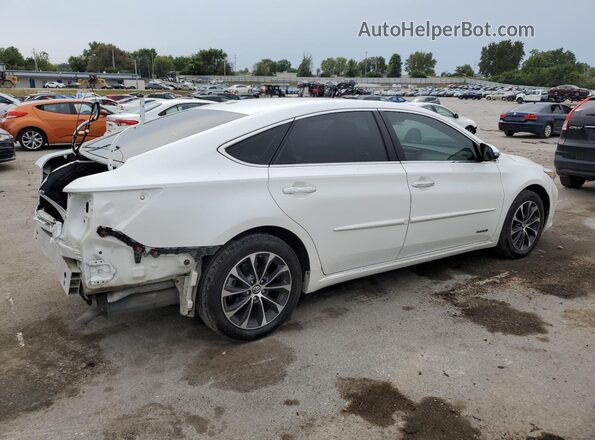4T1BD1EB0JU062548 2018 TOYOTA AVALON Белый Задняя правая четверть