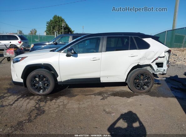4T3E6RFV4NU073127 2022 TOYOTA RAV4 HYBRID White 