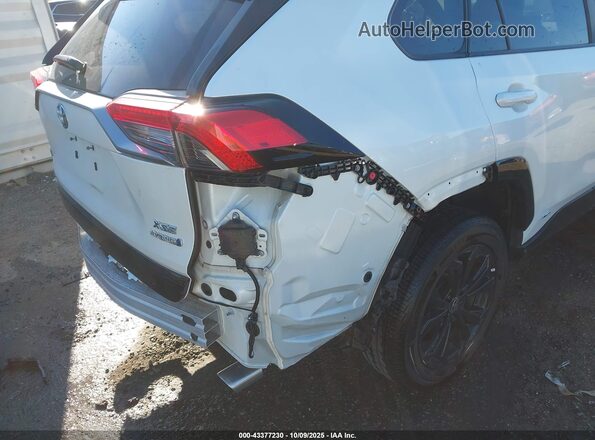 4T3E6RFV4NU073127 2022 TOYOTA RAV4 HYBRID White 