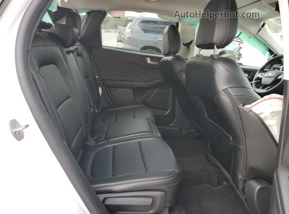 1FMCU0H67NUB78283 2022 FORD ESCAPE Белый Вид подкапотного пространства