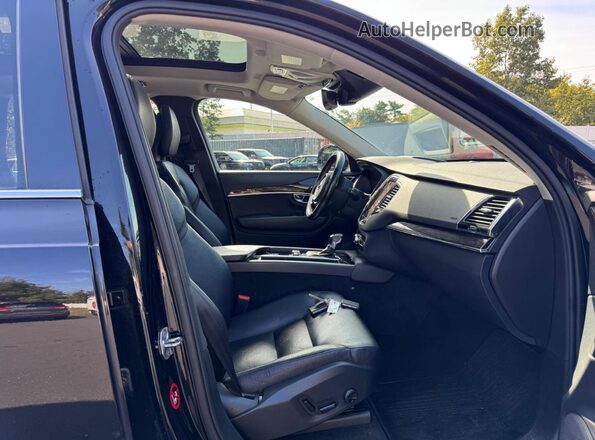 YV4A22PK6H1105792 2017 VOLVO XC90 Черный Вид панели приборов