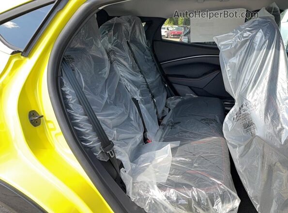 3FMTK3SU3SMA07724 2025 FORD MUSTANG MACH-E PREMI Желтый Вид салона спереди