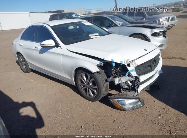 55SWF4JB0HU229404 2017 MERCEDES-BENZ C White Front right