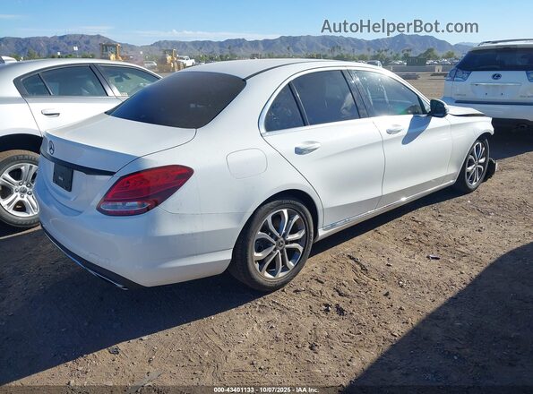 55SWF4JB0HU229404 2017 MERCEDES-BENZ C White Rear right