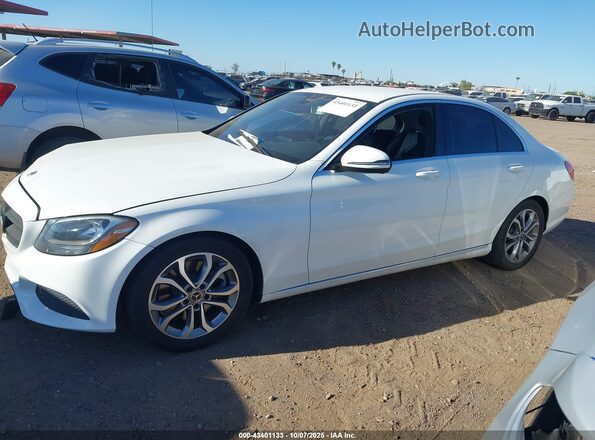 55SWF4JB0HU229404 2017 MERCEDES-BENZ C White 360 interior view