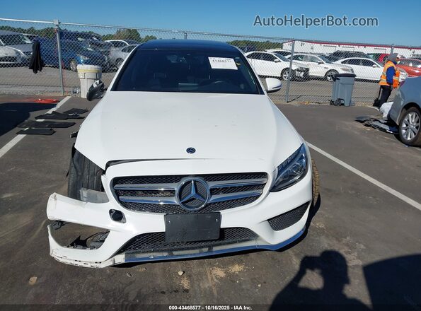 55SWF4JB2JU270087 2018 MERCEDES-BENZ C-CLASS Белый Вид панели приборов