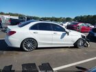 2018 Mercedes-benz C 300   Белый vin: 55SWF4JB2JU270087