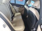 2016 Mercedes-benz C 300 4matic White vin: 55SWF4KBXGU125189