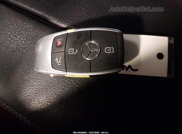 55SWF6EB2LU329132 2020 MERCEDES-BENZ AMG C 43 Blue Вид панелі приладів