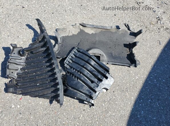 55SWF6EB7KU291671 2019 MERCEDES-BENZ C Red Engine compartment view