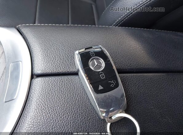 55SWF8EBXKU319460 2019 MERCEDES-BENZ C-CLASS Green Առջևի վահանակի տեսք