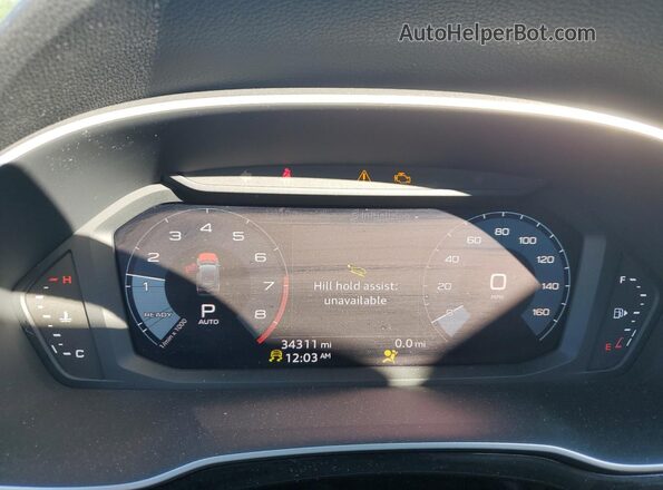 WA1DECF37M1009570 2021 AUDI Q3 White Widok tylnych siedzeń
