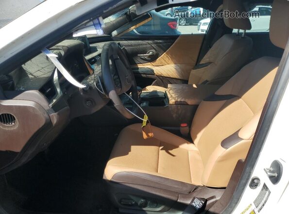 58ADA1C14MU011000 2021 LEXUS ES White Widok wnętrza z przodu