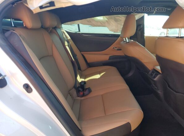 58ADA1C14MU011000 2021 LEXUS ES White Widok tylnych siedzeń