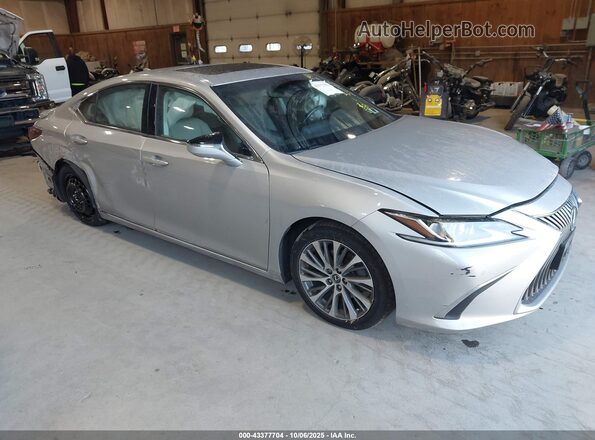 58ADA1C16MU008020 2021 LEXUS ES 300H Silver Przód prawy