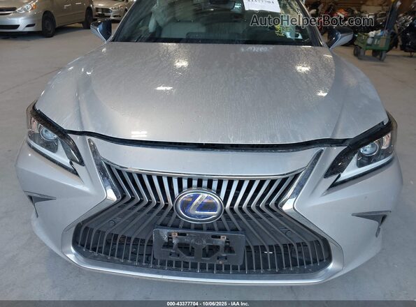 58ADA1C16MU008020 2021 LEXUS ES 300H Silver 