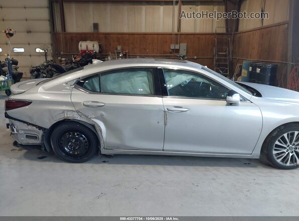 58ADA1C16MU008020 2021 LEXUS ES 300H Silver 