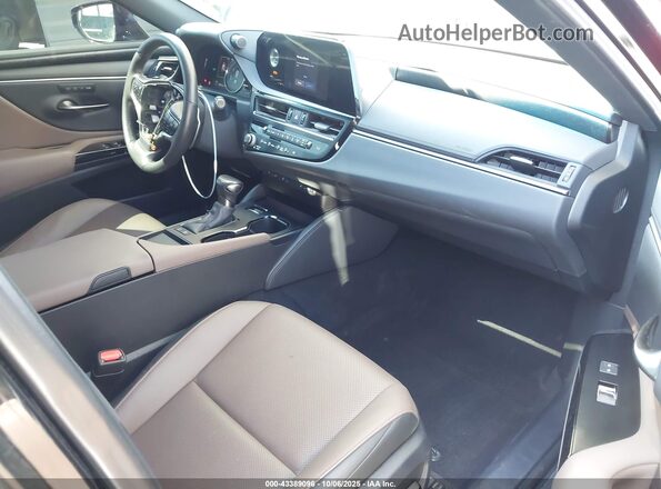 58ADA1C17PU036185 2023 LEXUS ES 300H Черный Вид салона спереди