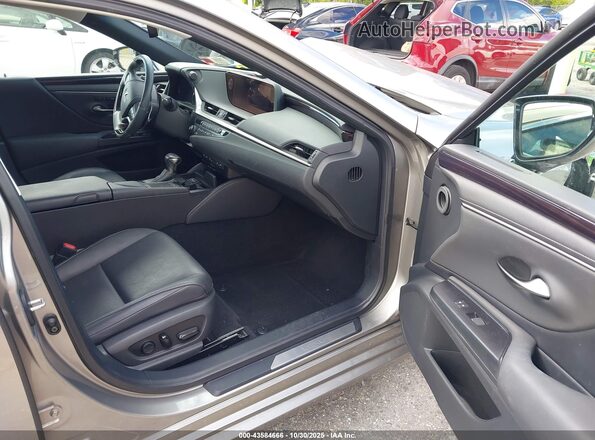 58ADZ1B17LU062600 2020 LEXUS ES 350 Серый Вид салона спереди