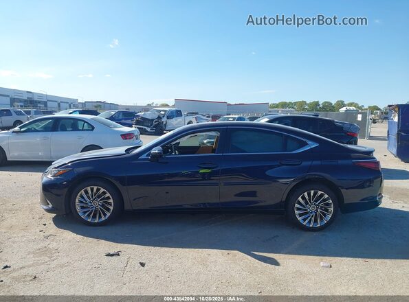 58AFA1C13RU041086 2024 LEXUS ES 300H Dark Blue Панорамный вид салона 360°