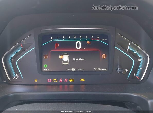 5FNRL6H73NB069423 2022 HONDA ODYSSEY Серебряный Вид задних сидений