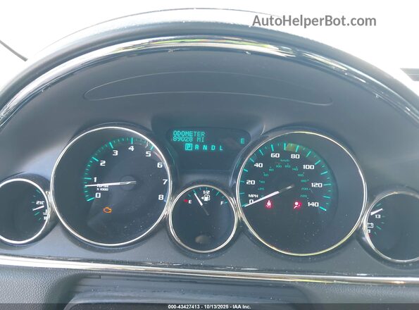 5GAKRCKD7HJ328023 2017 BUICK ENCLAVE Белый Вид задних сидений