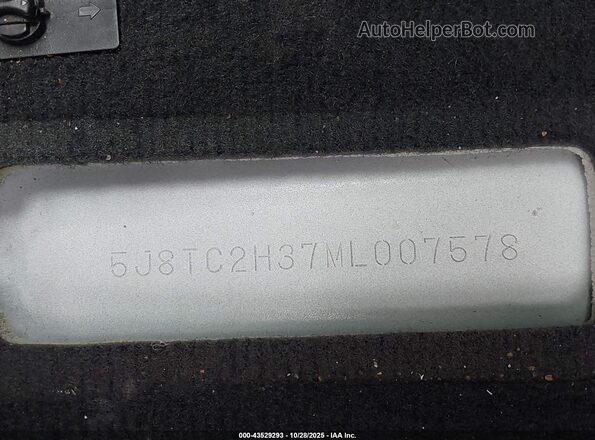 5J8TC2H37ML007578 2021 ACURA RDX White 