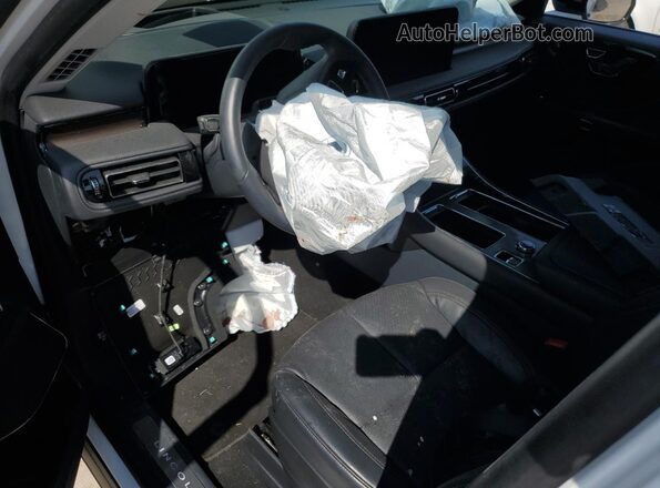 5LM5J7XC1SGL25187 2025 LINCOLN AVIATOR Белый Вид панели приборов