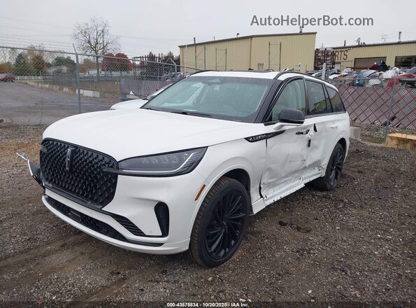 5LM5J7XCXSGL29240 2025 LINCOLN AVIATOR Белый Передняя левая четверть