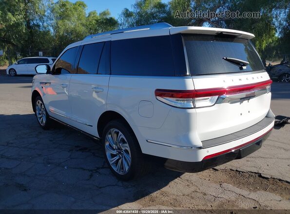 5LMJJ2LG6REL12340 2024 LINCOLN NAVIGATOR White Задня ліва чверть