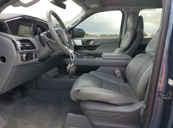 5LMJJ2LT9KEL02484 2019 LINCOLN NAVIGATOR Blue Widok wnętrza z przodu