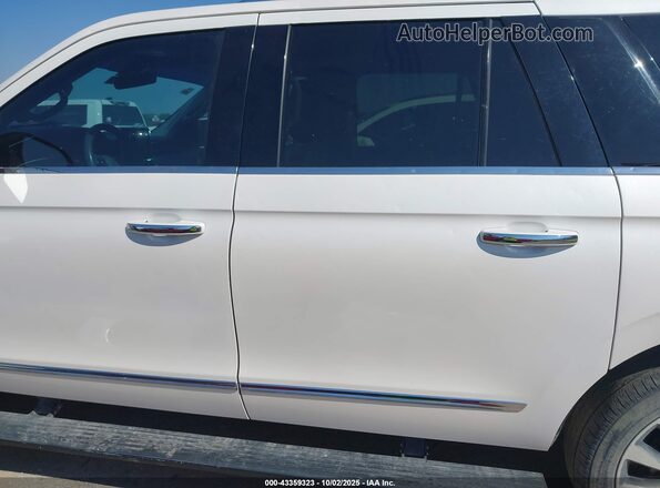5LMJJ3HT8KEL14611 2019 LINCOLN NAVIGATOR L White Vista interior de 360 grados
