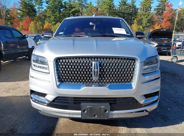 5LMJJ3LT7KEL04773 2019 LINCOLN NAVIGATOR L Серебряный Вид щитка приборов