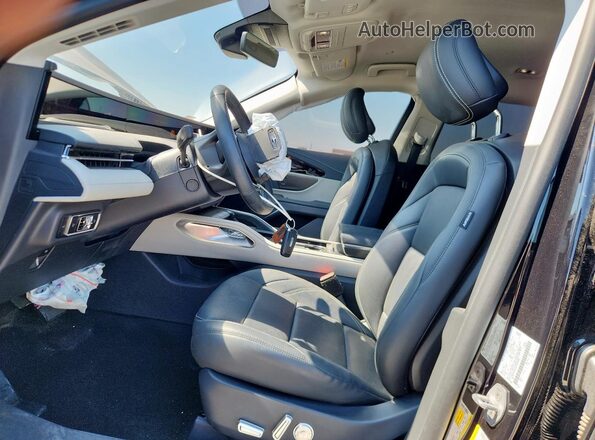 5LMPJ8JA6SJ920982 2025 LINCOLN NAUTILUS Черный Вид салона спереди