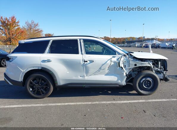 5N1AL1FS4SC353882 2025 INFINITI QX60 White Widok wnętrza z tyłu
