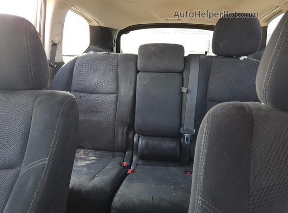 5N1AR2MN7GC646698 2016 NISSAN PATHFINDER Серебряный Вид задних сидений