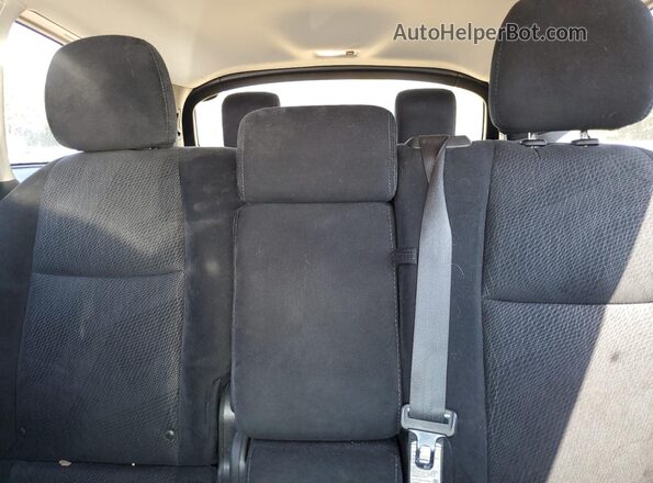 5N1AR2MN9GC643298 2016 NISSAN PATHFINDER Серебряный Вид задних сидений