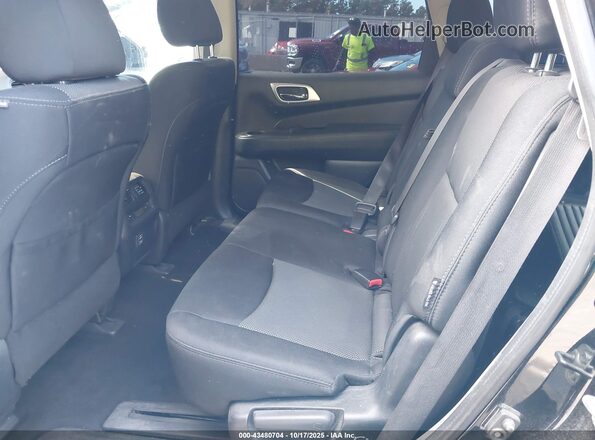 5N1DR2MM7JC625863 2018 NISSAN PATHFINDER Black Widok naklejki z numerem VIN