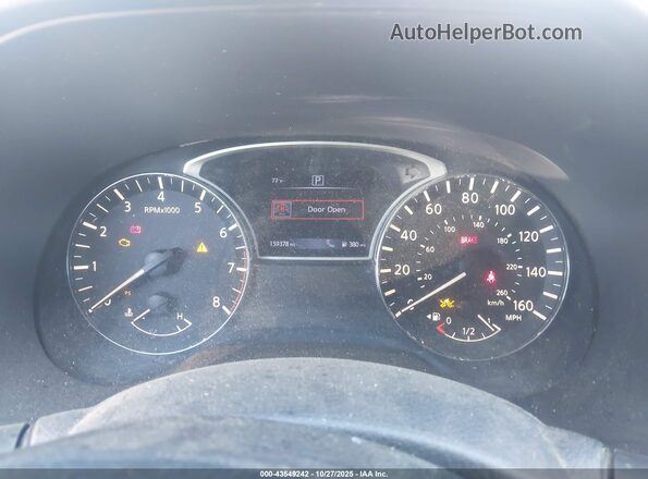5N1DR2MN7KC588226 2019 NISSAN PATHFINDER Red Widok tylnych siedzeń
