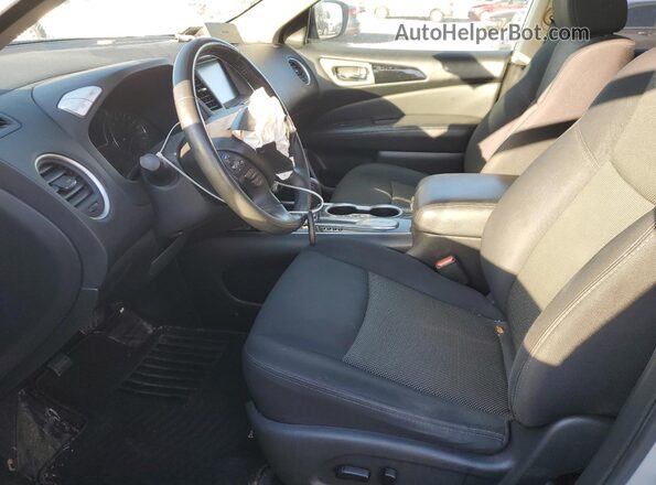 5N1DR2MN9JC615957 2018 NISSAN PATHFINDER Серый Вид салона спереди