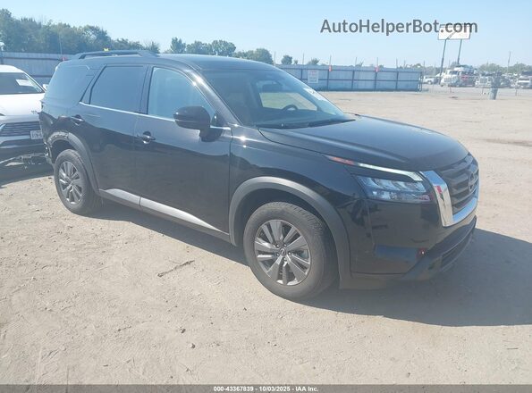 5N1DR3BC8RC300084 2024 NISSAN PATHFINDER Black Առջևի աջ