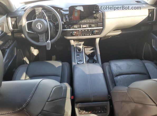 5N1DR3CD6SC232638 2025 NISSAN PATHFINDER Gray Widok deski rozdzielczej