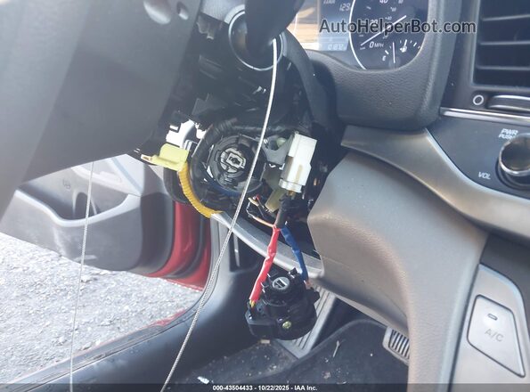 5NPD74LF2HH155779 2017 HYUNDAI ELANTRA Red Вид спереду