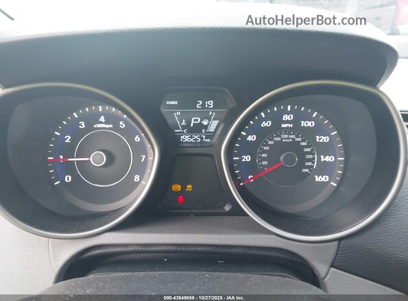 5NPDH4AE2GH725785 2016 HYUNDAI ELANTRA Серебряный Вид задних сидений