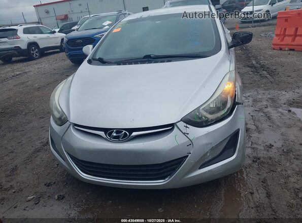 5NPDH4AE2GH725785 2016 HYUNDAI ELANTRA Серебряный Вид задней части салона